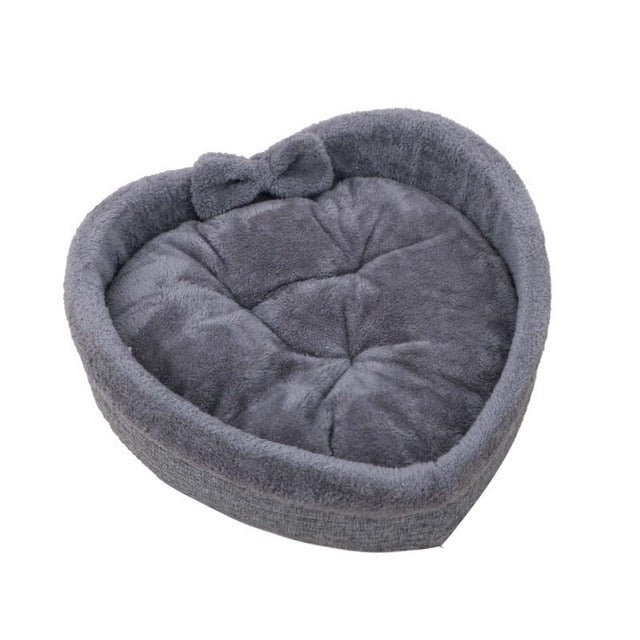 PET HEART-SHAPED BED